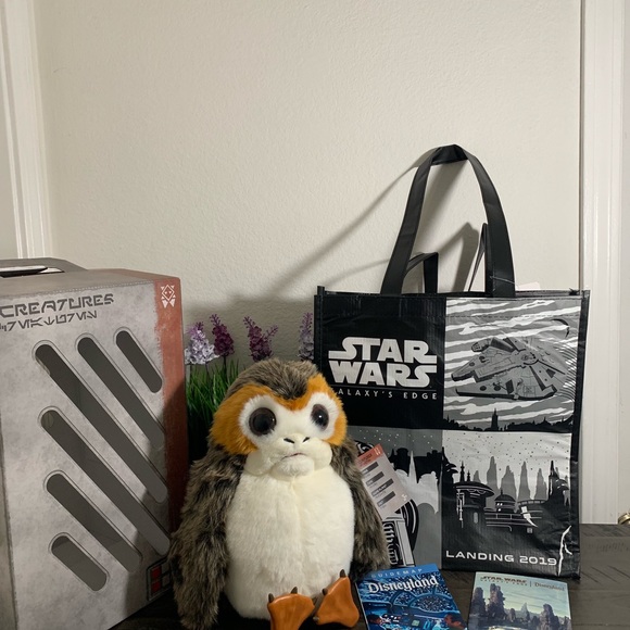 Star Wars GalaxyEdge Porg Puppet - Picture 3 of 7